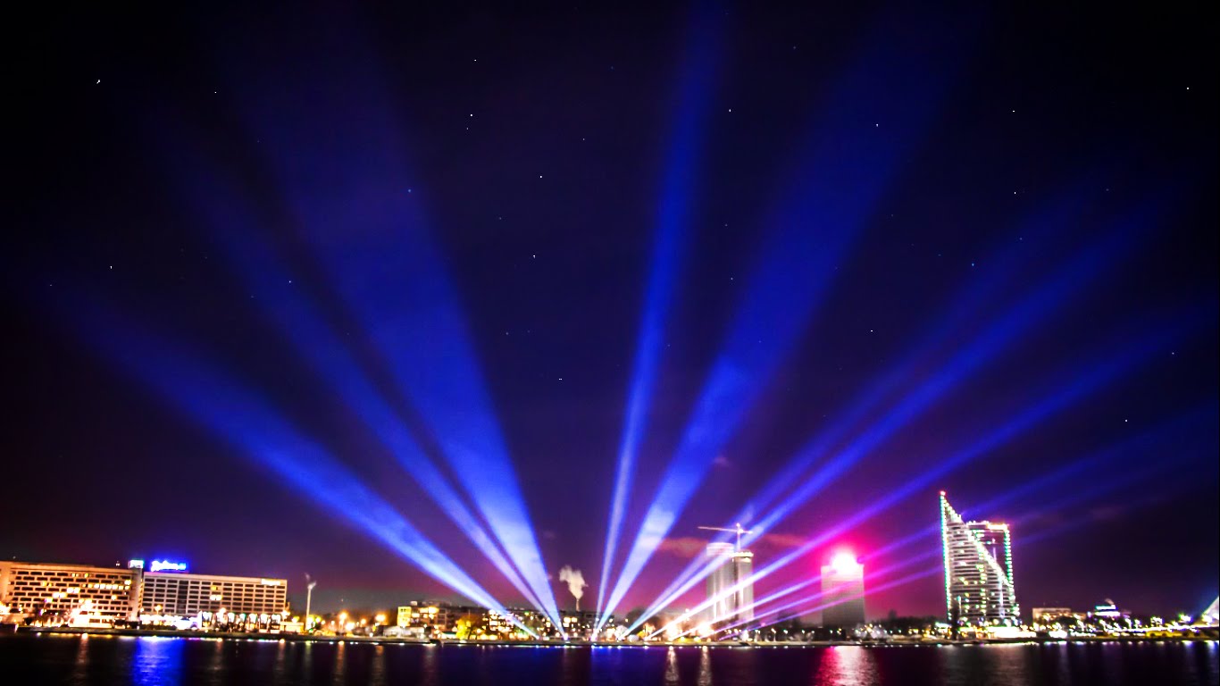 STARO RIGA: A FANTASTIC FESTIVAL OF LIGHTS